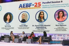 Parallel Session Nine, Workforce Transformation and Youth Participation in ASEAN's Just and Inclusive Energy Transition takes place in conjunction with the 25th ASEAN Energy Business Forum (AEBF-25) at the Kuala Lumpur Convention Centre (KLCC) today. The forum's panel members (from left) are Founder of Youth for Energy Transition and Sustainability Network (YES-NET), Petronas, Syn Leong; Co-Founder of Youth for Energy Southeast Asia (Y4E-SEA), Amira Bilqis; Senior Lecturer at the College of Computing and Informatics, Universiti Tenaga Nasional (UNITEN), Dr G. Saraswathy Shamini; and Indira Pradnyaswari as the moderator. (Photo: asean.bernama.com) 