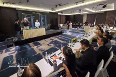 Delegates at the tournament’s group-stage draw ceremony. (Photo: VNA) 