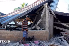 A house damaged by an earthquake on Indonesia’s Flores Island on August 15, 2026. (Photo: Xinhua/ VNA)