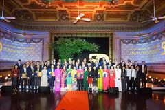 On April 15, Ho Chi Minh (HCM) City organises a ceremony to honour 50 outstanding businesses with leading brands and products of the city in celebration of the 50th anniversary of Southern Liberation and National Reunification (April 30, 1975-2025). (Photo: VNA) 