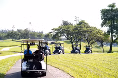 MICE visitors enjoy services at Song Be Golf Resort in Ho Chi Minh City. (Photo: VNA)