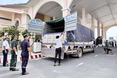  Khanh Binh International Land Border Gate in An Giang province.( Photo: VNA)