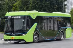 Hanoi adds electric buses on two more routes (Photo: VNA)
