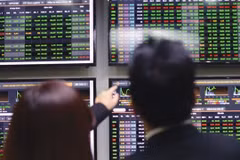 Exchange-traded fund (ETF) capital continued to flow out of the Vietnamese stock market in the first half of May. (Photo: baodautu.vn) 