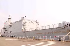 ITS Giovanni delle Bande Nere of the Italian Navy docks at Nha Rong Port in Ho Chi Minh City. (Photo: VNA)