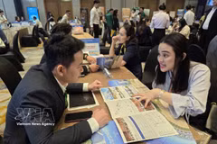 Businesses engage at the Business & B2B Networking Space. (Photo: VNA)