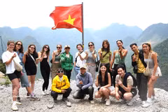 International tourists check in at the Dong Van Karst Plateau in Tuyen Quang province. (Photo: VNA) 