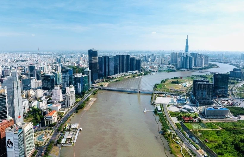 Urban areas along Sai Gon River in Ho Chi Minh City. (Photo: qdnd.vn)