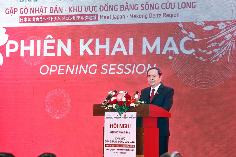 National Assembly Chairman Tran Thanh Man addresses the “Meet Japan – Mekong Delta region” event in Can Tho city on August 8. (Photo: VNA)