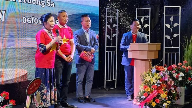 President of the Truong Sa Club Bui Thu Minh speaks at the event. (Photo: VNA)