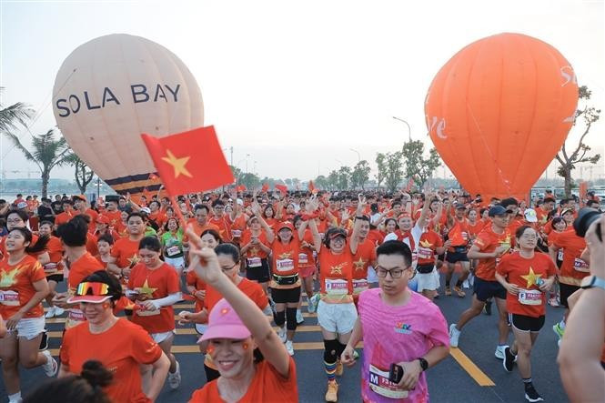 Over 21,000 runners across the country take part in the “My Vietnam 2025” race (Photo: VNA)