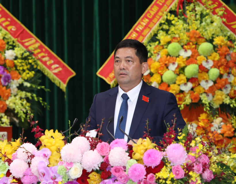 Senior Lieutenant General Nguyen Hong Thai, Secretary of the Bac Ninh Party Committee for the 2025 - 2030 tenure, speaks at the event. (Photo: VNA)
