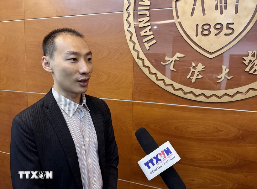 Associate Professor Li Junkai from the Institute for Global South Studies under Tianjin University (Photo: VNA)