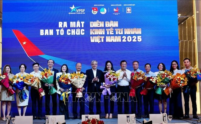 The organising board of the Vietnam Private Sector Forum 2025 (VPSF 2025) makes debut (Photo: VNA)