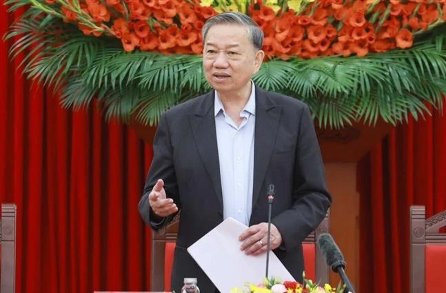 Party General Secretary To Lam chairs the meeting. (Photo: VNA)