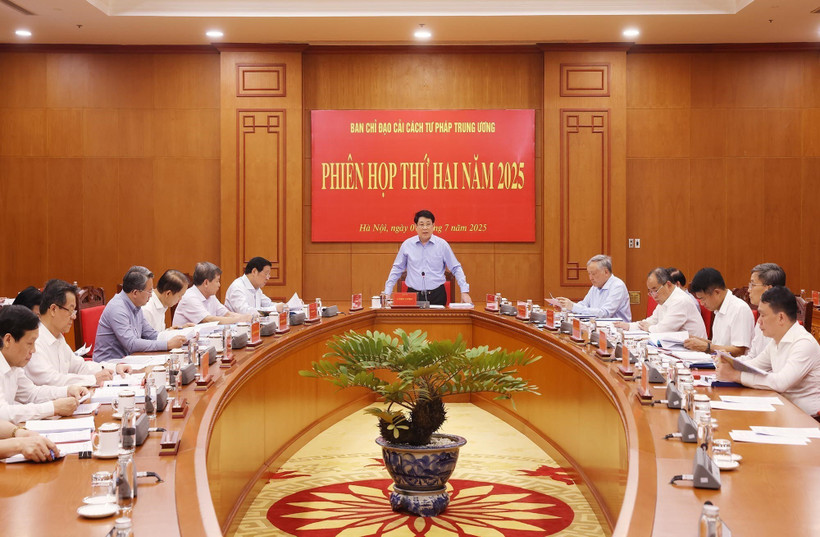 At the Central Steering Committee for Judicial Reform's second session in Hanoi on July 7 (Photo: VNA)