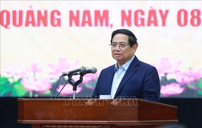 Prime Minister Pham Minh Chinh speaks at the meeting with leaders of Quang Nam province on February 8, 2025. (Photo: VNA)