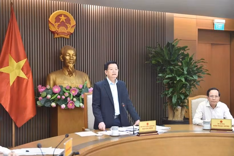 Deputy Prime Minister Mai Van Chinh speaks at the meeting to review preparations for Vesak 2025 in Hanoi on April 16. (Photo: VNA)