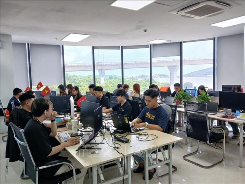 Semiconductor and AI startups are supported with workspace at the concentrated information technology park in Da Nang Software Park No. 2. (Photo: VNA)