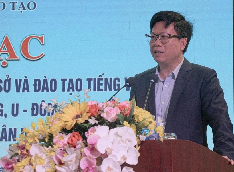 Vice Chairman of the Dien Bien People’s Committee Pham Duc Toan speaks at the event. (Photo: VNA)