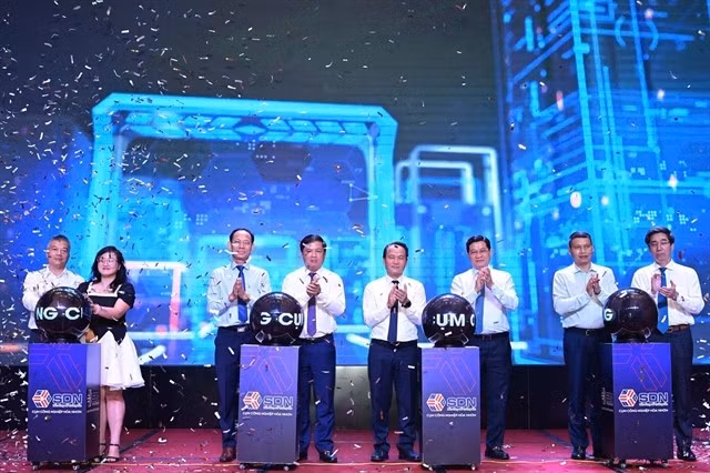At the groundbreaking ceremony (Photo: VNA)