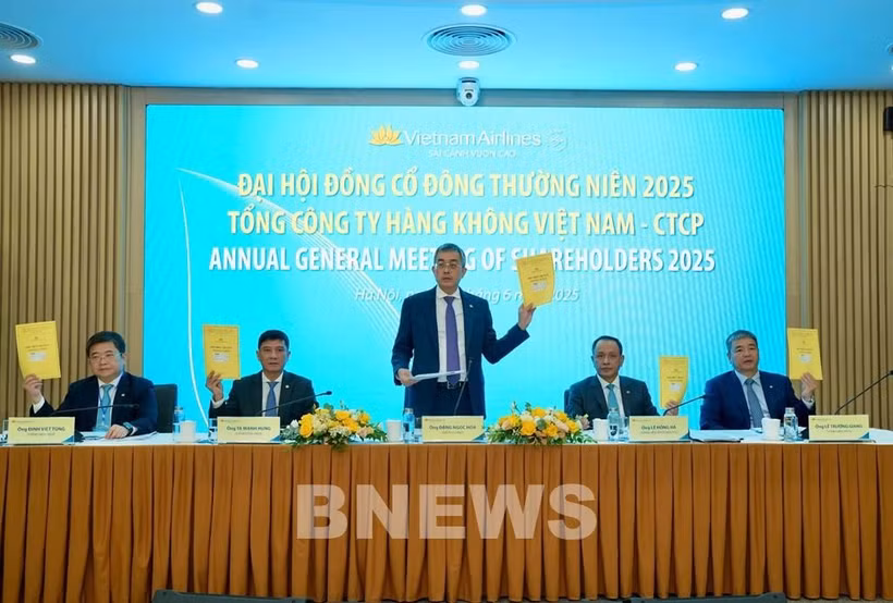 Vietnam Airlines' shareholder meeting on June 25 (Photo: VNA)