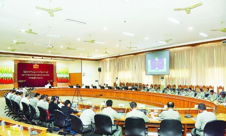 At a meeting of the Myanmar’s Union Election Commission on organising the general election. (Source: Myawaddy)