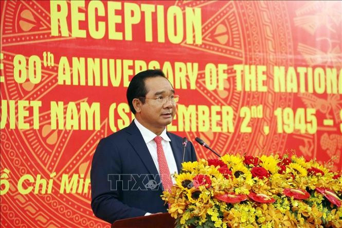 Nguyen Van Duoc, Deputy Secretary of the Party Committee and Chairman of the People’s Committee of HCM City, speaks at the diplomatic reception on August 19. (Photo: VNA)