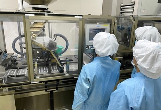 Pharmaceutical production at a company in Vietnam. (Photo: VNA)