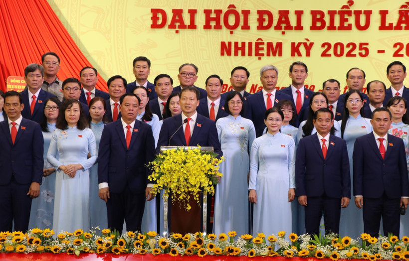 Secretary of the provincial Party Committee Vu Hong Van speaks at the event. (Photo: VNA)