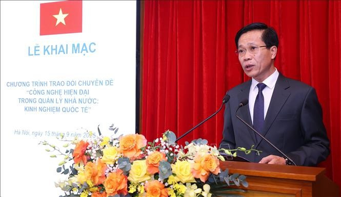 Associate Professor Dr. Hoang Phuc Lam, Deputy Director of the Ho Chi Minh National Academy of Politics, speaks at the ceremony on September 15. (Photo: VNA)