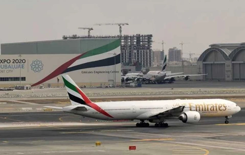 A plane of Emirates at Dubai International Airport, the UAE. (Photo: AFP/VNA) 