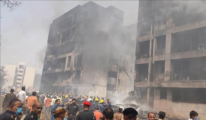 The scene of the deadly air accident in Ahmedabad, Gujarat, India) on June 12, 2025. (Photo: Xinhua/VNA)