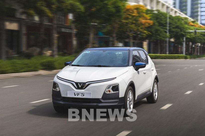 As many as 3,731 VF 5 vehicles were delivered to customers in Vietnam in April. (Photo: VNA)