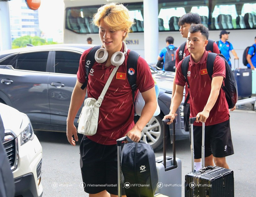 Vietnam’s U23 national football team arrives in Jakarta (Photo: VFF)