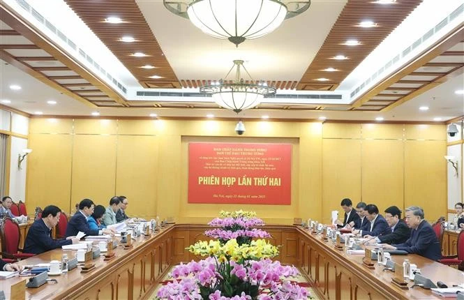 Party General Secretary To Lam chairs the second meeting of the Central Steering Committee for summarising the implementation of Resolution No. 18-NQ/TW of the 12th Party Central Committee in Hanoi on January 21. (Photo: VNA)