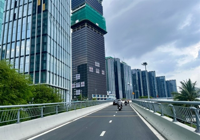 High-end apartment buildings in downtown HCM City, where prices have hit record highs of up to VNĐ600 million ($23,500) per square metre. (Photo: VNA)