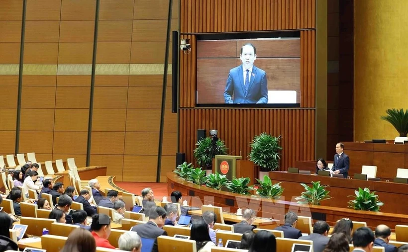 Legislators are scheduled to discuss in group a supplementary plan for socio-economic development in 2025, which aims for a growth rate of at least 8%. (Photo: VNA)