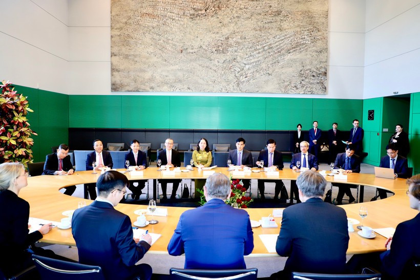 At the talks (Photo: VNA)