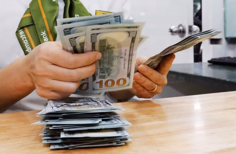 Vietnam has consistently ranked among the world’s top 10 remittance-receiving countries (Photo: VietnamPlus)