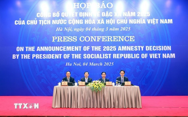 At the press conference (Photo: VNA)