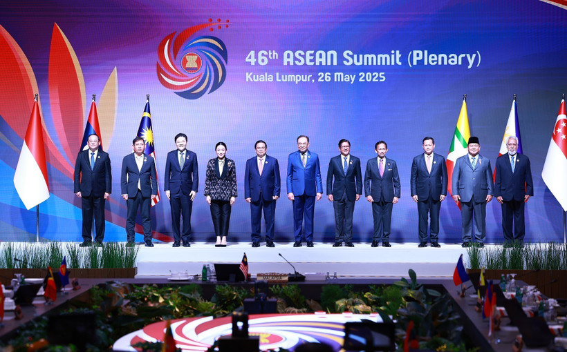 Leaders of ASEAN member countries and Timor-Leste at the 46th ASEAN Summit. (Photo: VNA)