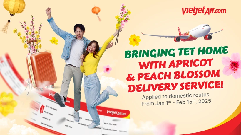 Vietjet launches the service for transporting peach and apricot blossoms on domestic flights from now until February 15, 2025 (Photo courtesy of Vietjet)