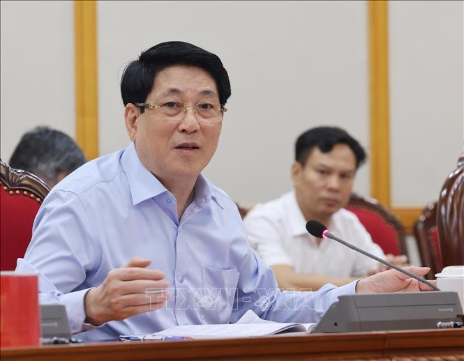 State President Luong Cuong speaks at the working session (Photo: VNA)