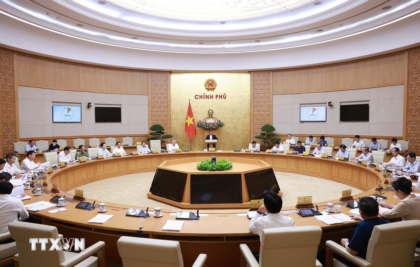 Prime Minister Pham Minh Chinh chairs the Government’s law-making session on September 8. (Photo: VNA)