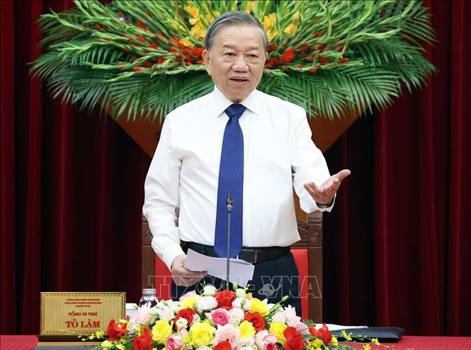 Party General Secretary To Lam speaks at the meeting with the Standing Board of the VAPE Central Committee on September 16, 2025. (Photo: VNA)