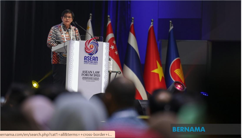 Malaysia’s Law and Institutional Reform Minister Azalina Othman Said speaks at the ASEAN Law Forum 2025. (Photo: Bernama)