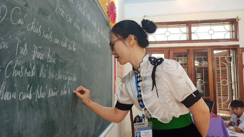 A session at Pom Lot Lower Secondary School in Dien Bien province. (Photo: VietnamPlus)