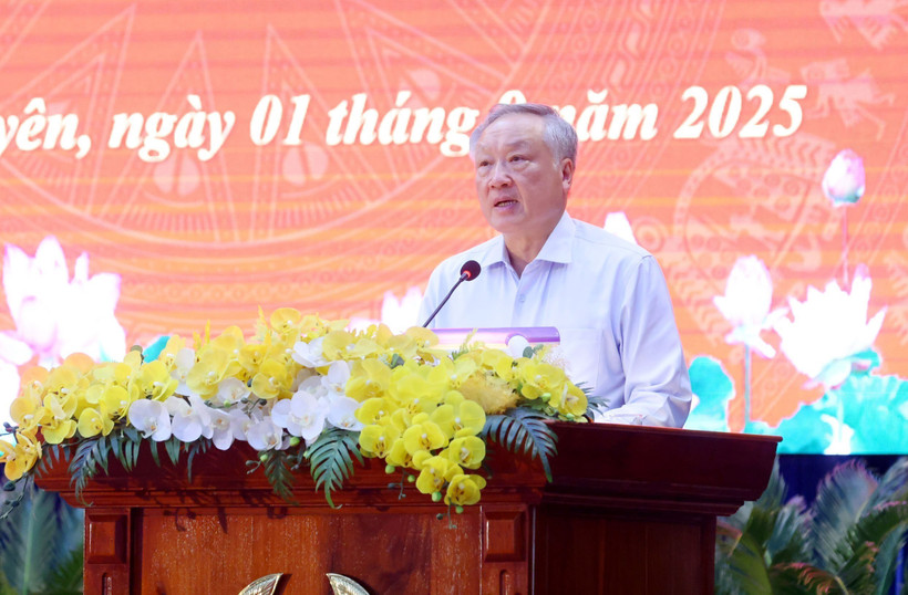 Permanent Deputy Prime Minister Nguyen Hoa Binh, who is also Chairman of the 2025 Amnesty Advisory Council, speaks at the event. (Photo: VNA)