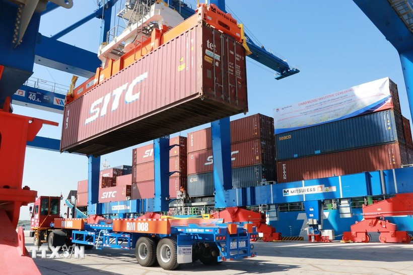 At Phuoc An port in Dong Nai province (Photo: VNA)